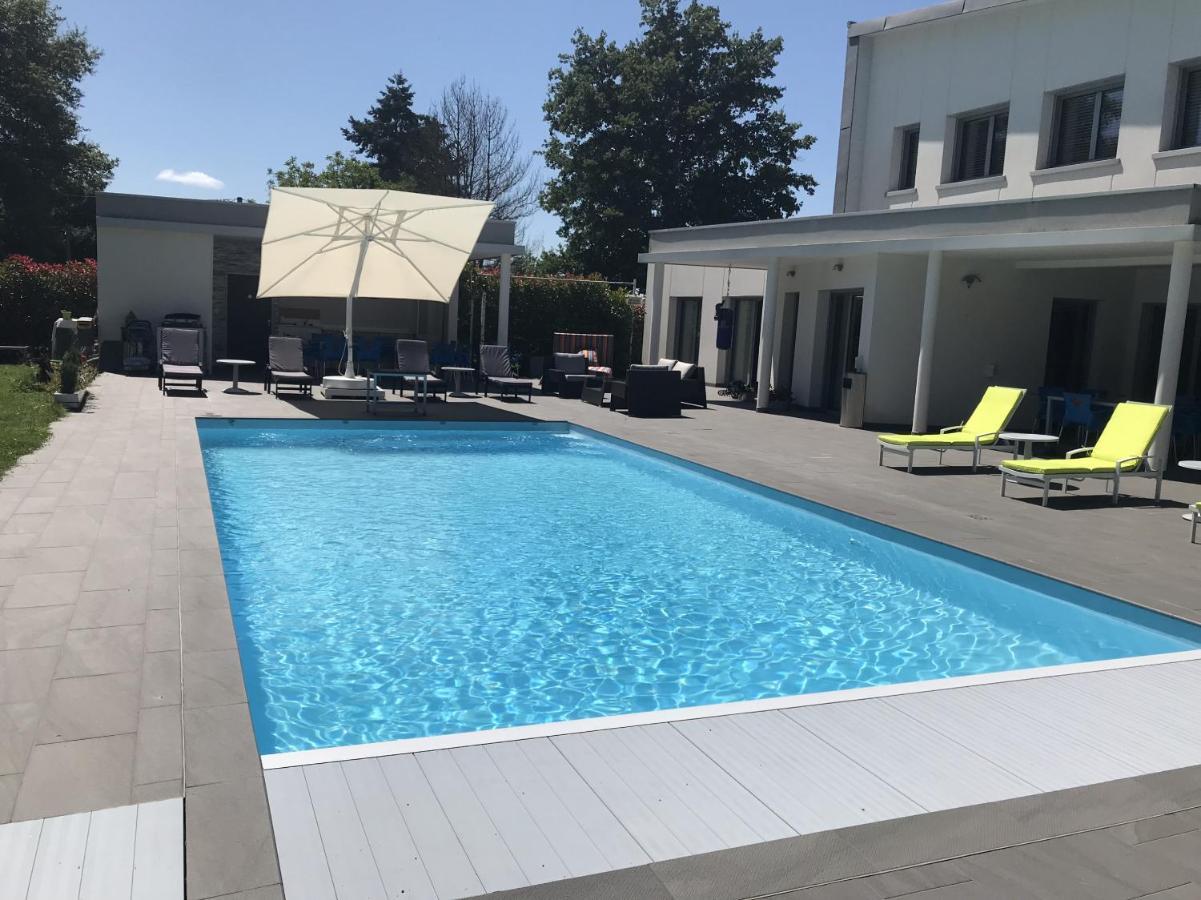 Domaine Georges V Bed and Breakfast Saint-Junien Buitenkant foto